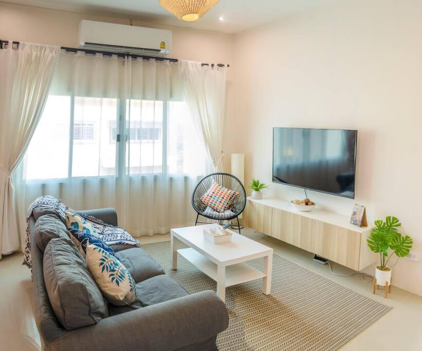 100Sqm 2 Bed Apartment Sukhothai City Extérieur photo